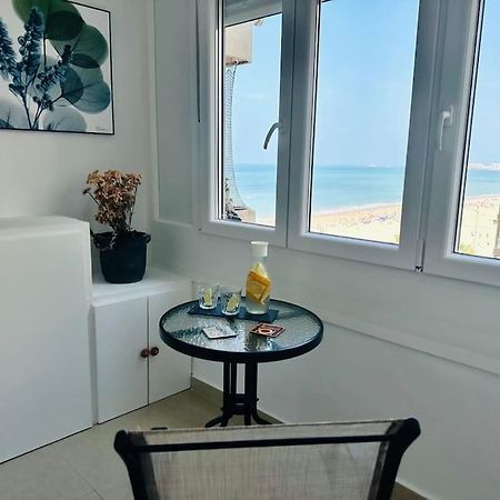 Apartamento A Pie De Playa. Cadiz Ngoại thất bức ảnh